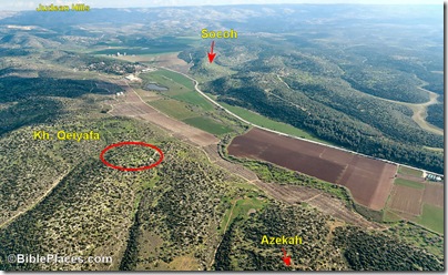 Elah Valley aerial from west, tb011606779b